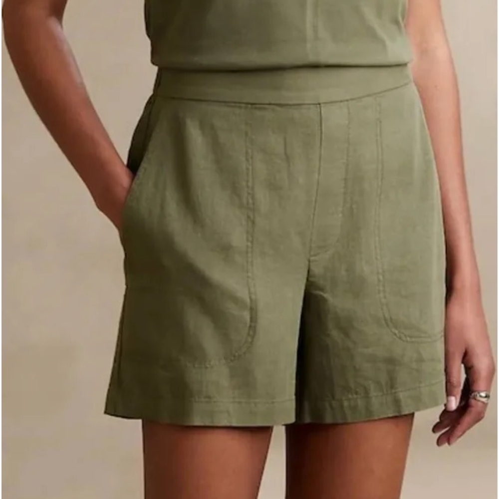 Banana Republic linen shorts